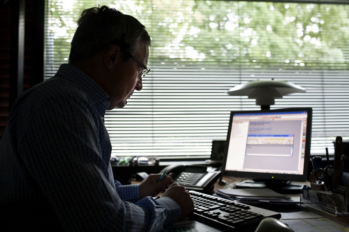 Retorikken omkring de praktiserende lægeres mange mails og millionregning er afdæmpet på de sociale medier. (Modelfoto)