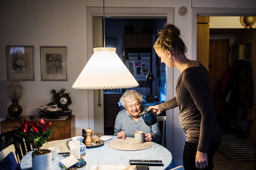 Nye krav til udbydere af hjemmehjælp har tilsyneladende sat en effektiv prop i antallet af konkurser blandt plejevirksomheder. (Arkivfoto).