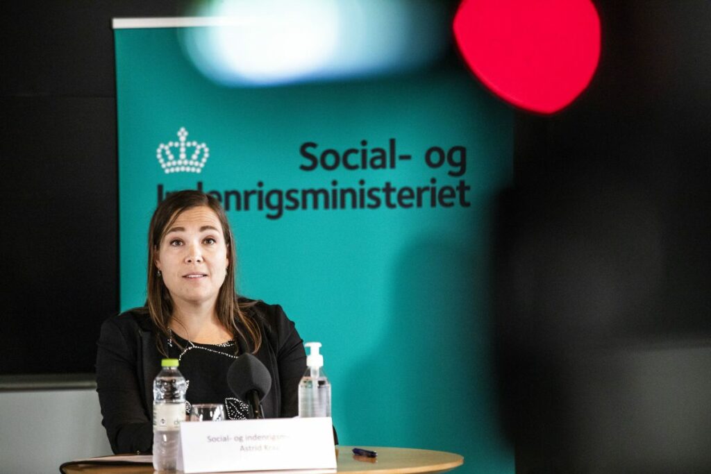 Social- og Indenrigsminister Astrid Krag har trukket en velfærdsaftale på ældreområdet hjem med resten af rød blok