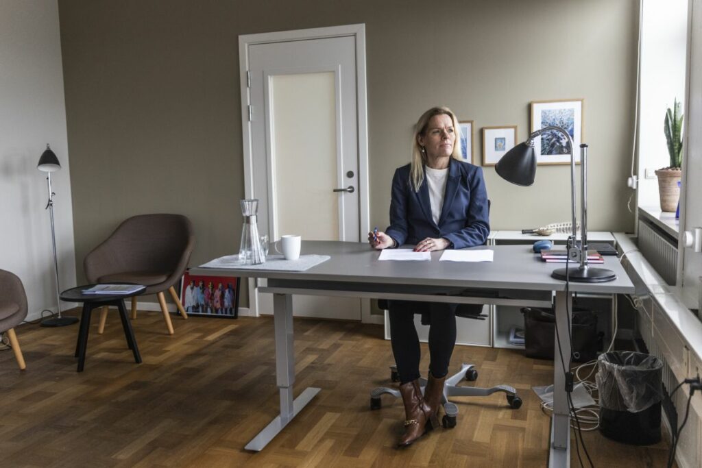 Et konkret udspil fra ældreminister Mette Kierkgaard (M) om frisættelsen