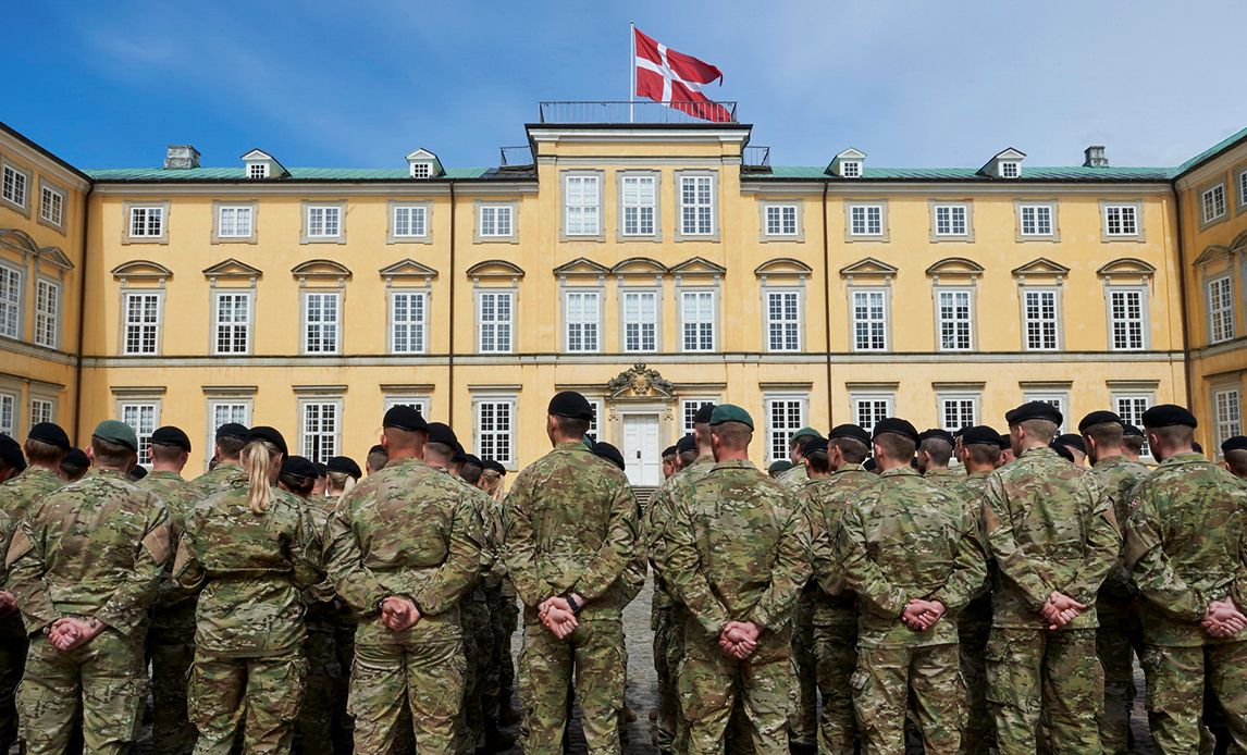 Advice har bl.a. stået bag  Forsvarets succesfulde rekrutteringskampagner til officersuddannelserne. Arkivfoto Hærens Officersskole.