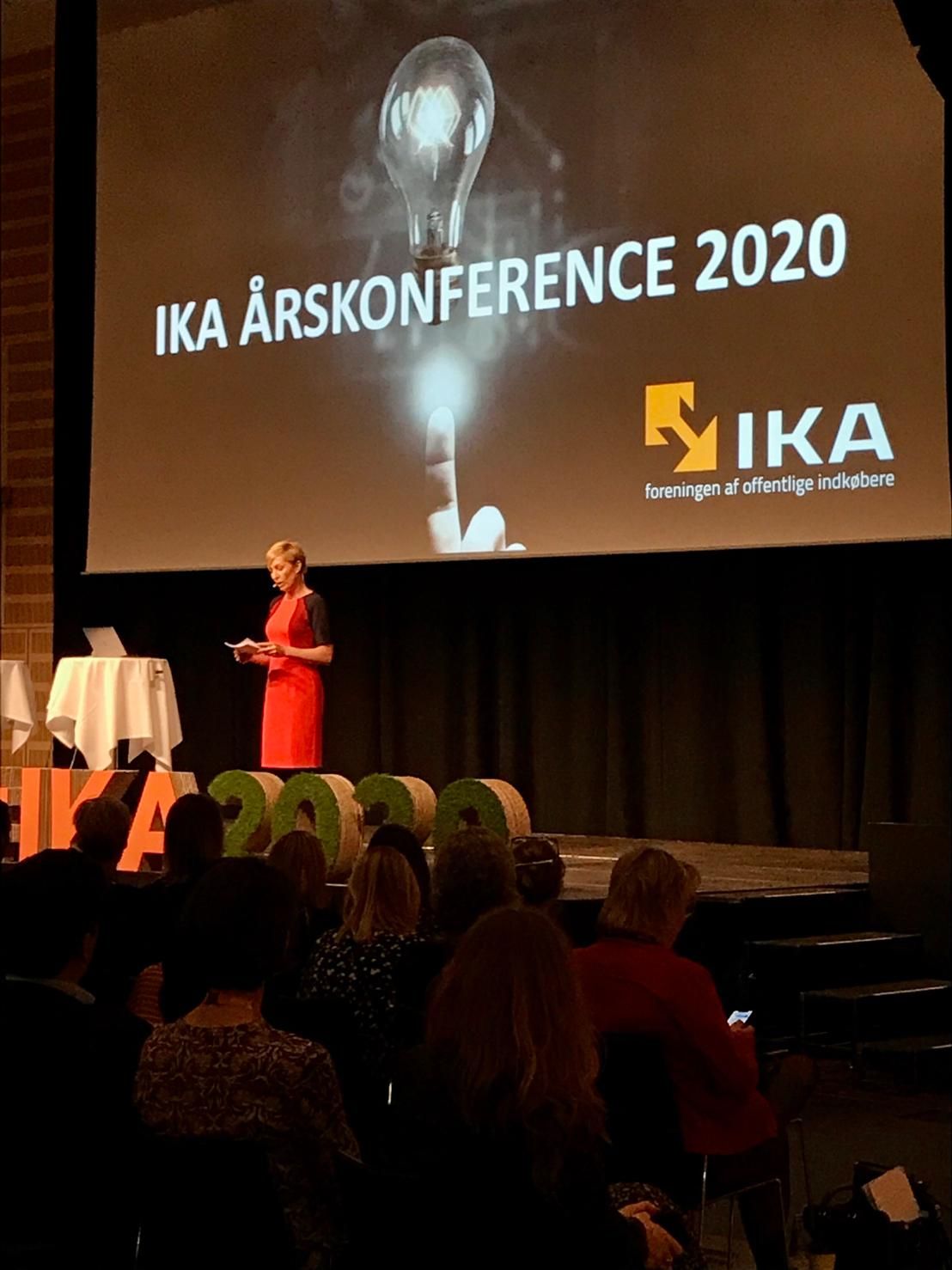 Journalist og TV-vært Cecilie Beck stod for faciliteringen af Årskonferencen 2020
