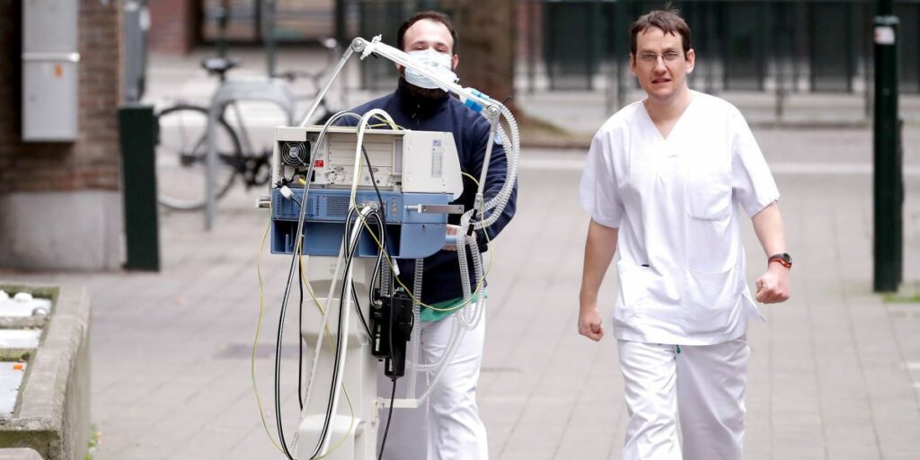 Sundhedsstyrelsen har påbudt at alle respiratorer og anæstesiapparater på privathospitaler stilles til rådighed for det offentlige sundhedsvæsen og anmodet om
